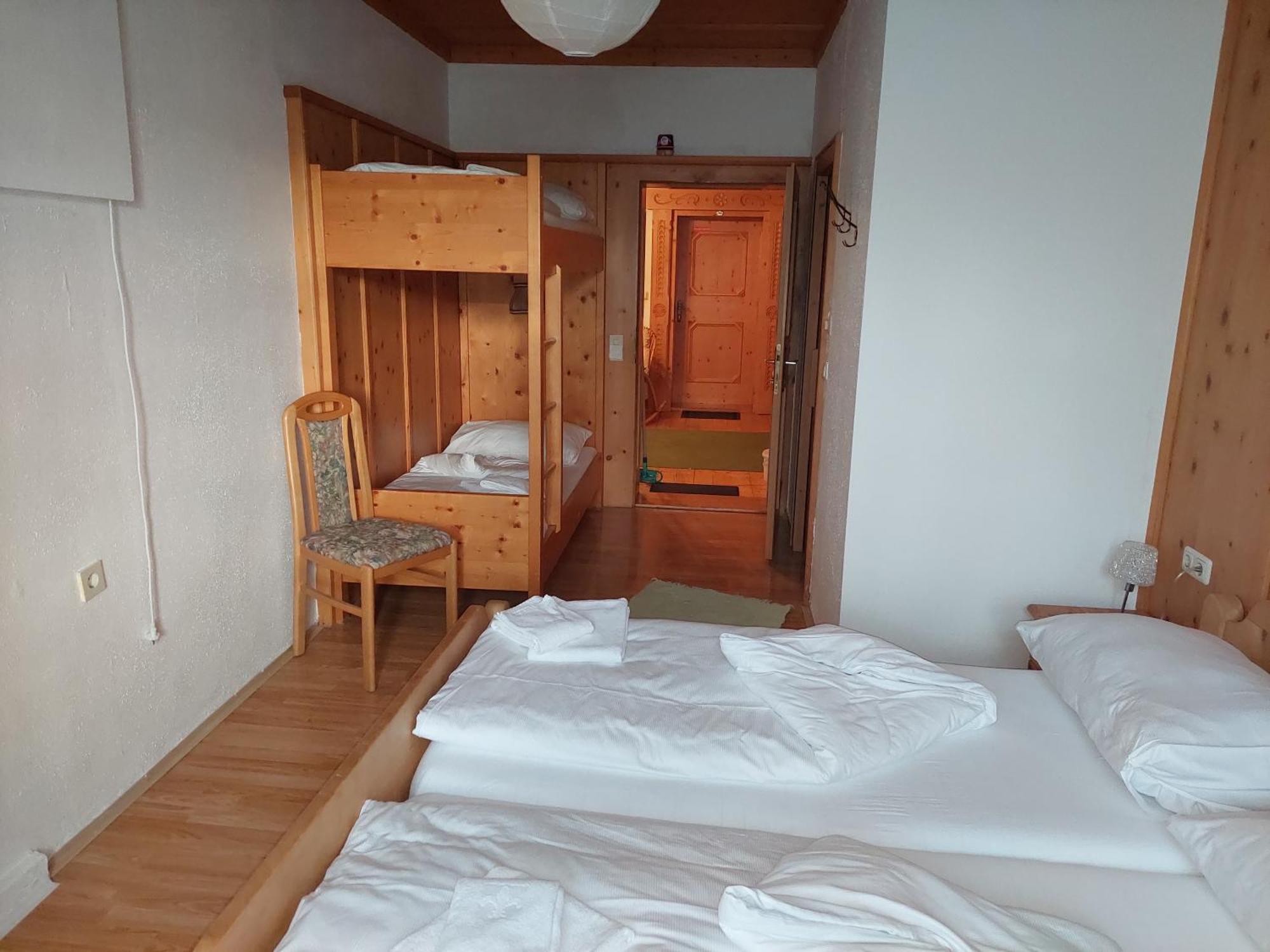 Gasthof Zur Post Taxenbach Habitación foto